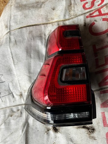 Задня ліва фара 8156160C30 TOYOTA
