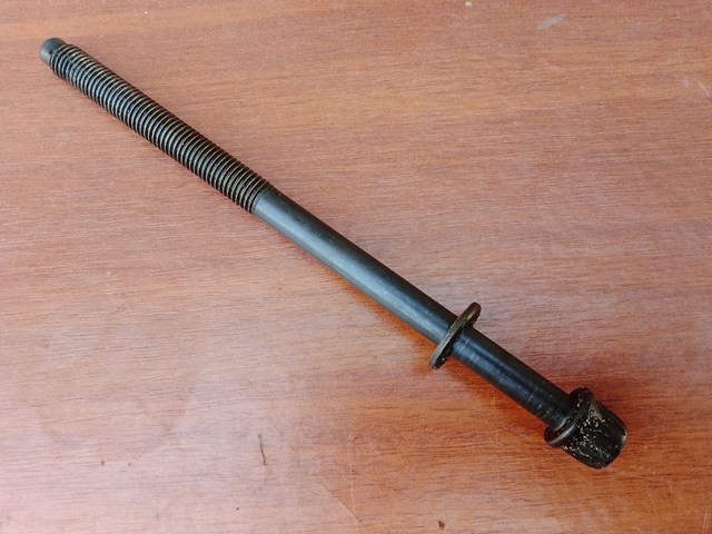 Болт гбц Хонда Срв III