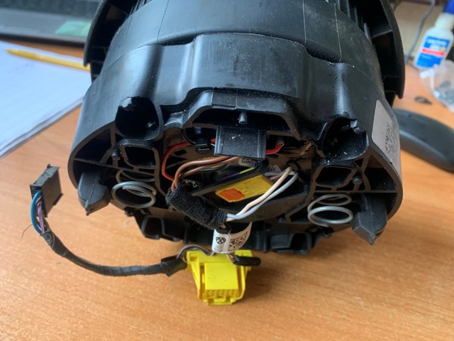 Подушка в кермі 3C8880201AA VAG