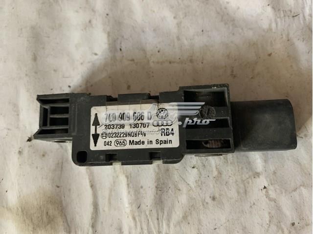 Датчик Ейрбег передній 7L0909606D VAG