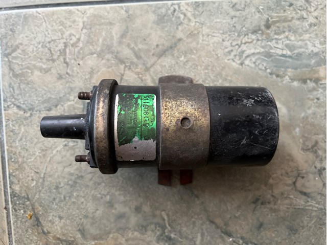 Котушка запалювання 811905115 VAG