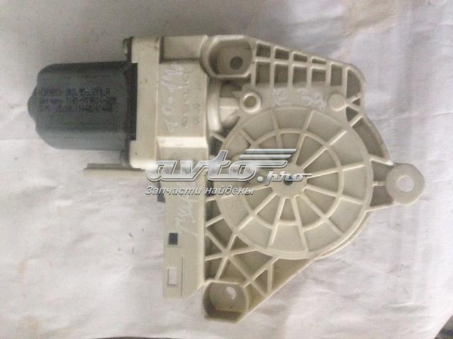 Двигун стеклопод'емника двері задньої, лівої 8K0959811A VAG