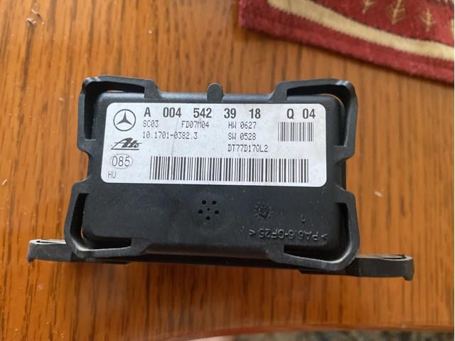 Датчик поперечного прискорення (ESP) A0045423918 MERCEDES