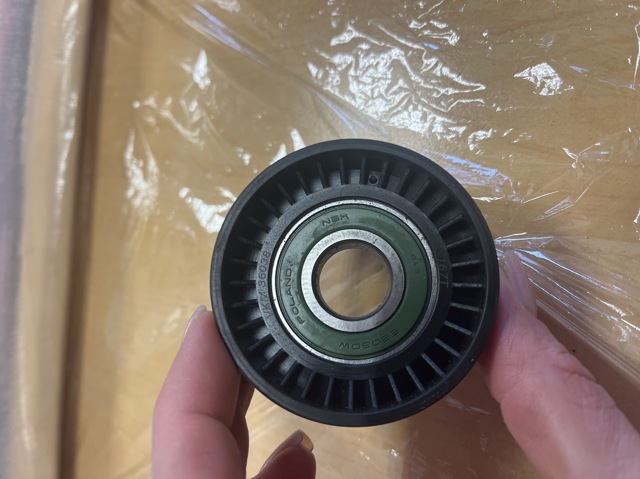 Ролик приводного ременя, паразитний VKM36038 SKF