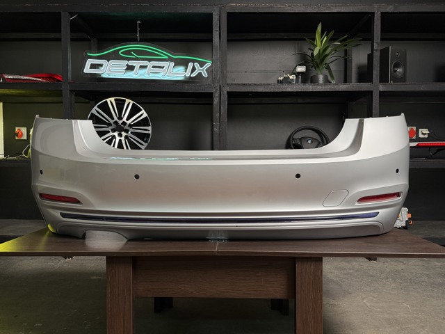 Кожух бампера заднього 51128056497 BMW