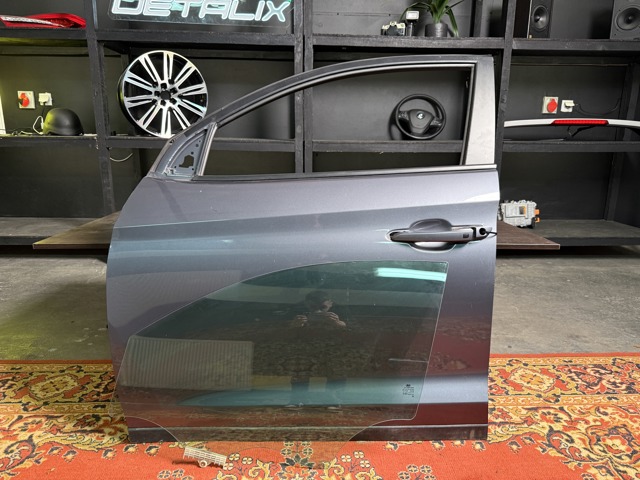 Водійські двері 76003D7000 HYUNDAI