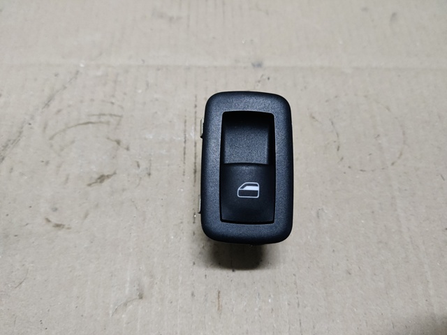 Кнопковий блок керування склопідіймачами задній 68085690AC CHRYSLER