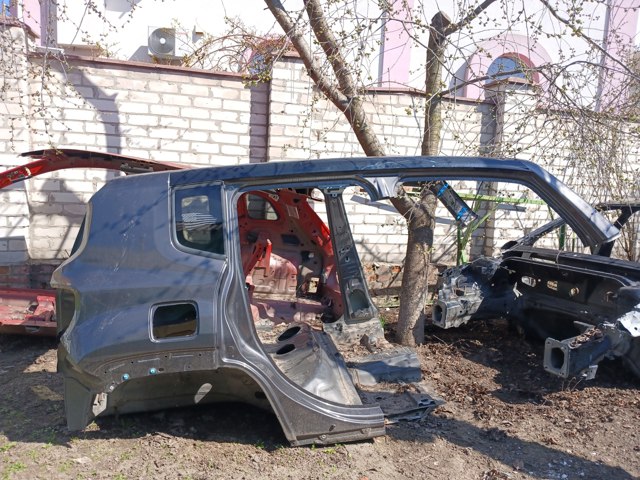 Крило праве заднє 68263222AA CHRYSLER