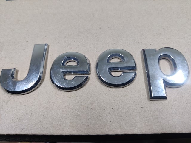 Орнамент і декоративні написи 68423955AB CHRYSLER