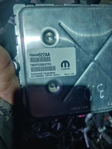 Комп'ютер двигуна 68434922AA CHRYSLER