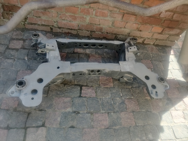 Підрамник задній HG9Z5035A FORD