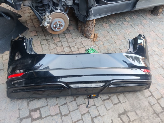Бампер задній, верхня частина LJ8Z17F819AAPTM FORD