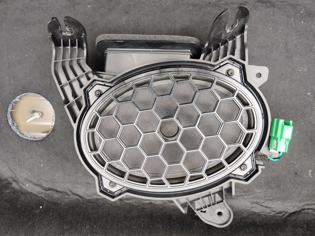 Сабвуфер LJ8Z18808E FORD