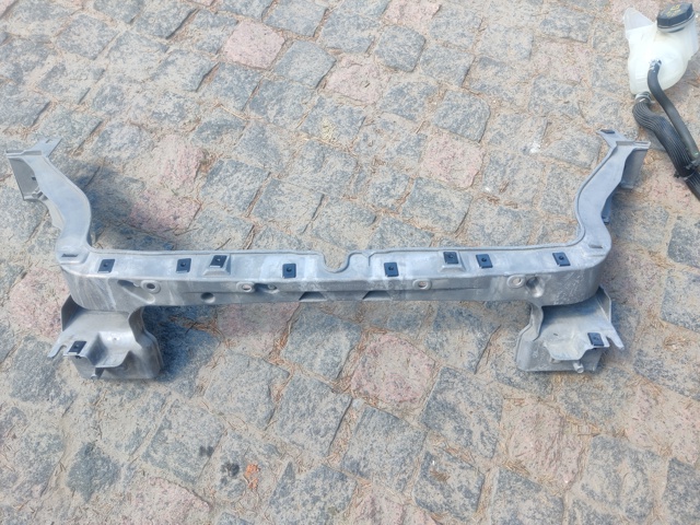 Балка радіатора нижня LJ9Z16138D FORD