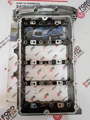 Головка циліндрів BK2Q6K537AB FORD