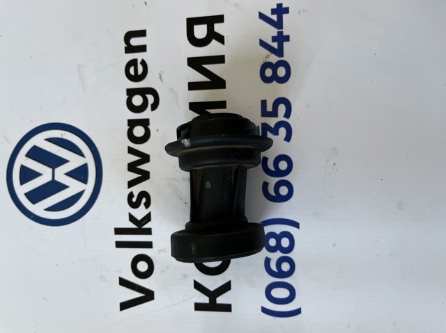 Маслоулавлюватель 06K103281A VAG