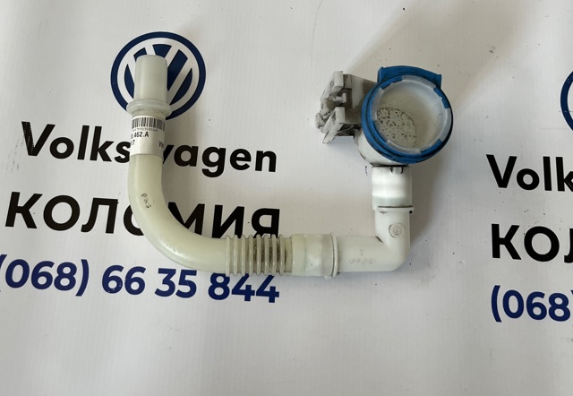 Горловина бачка омивача 5NA955463A VAG