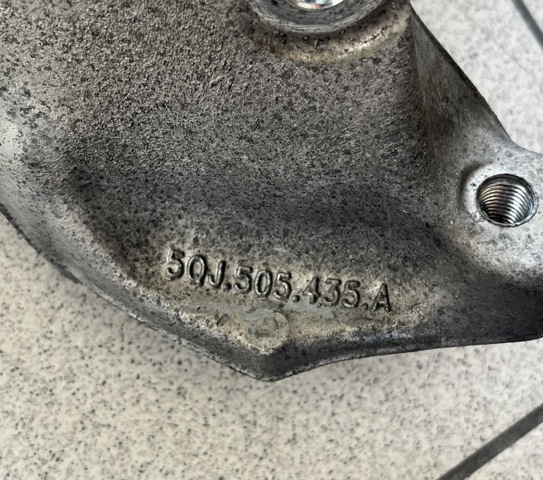 Цапфа поворотного кулака 5QJ505435A VAG