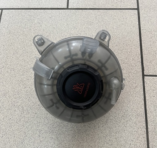 Бачок для води 5QM121407C VAG