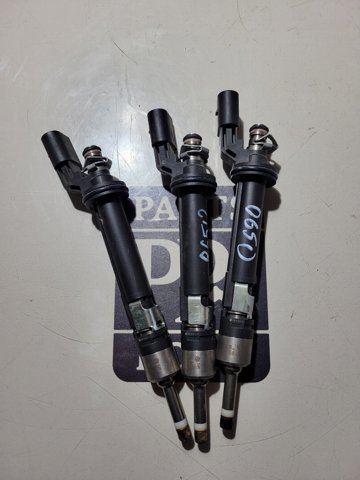 Форсунка дизельна в зборі, розпилювач + тримач 03H906036F VAG