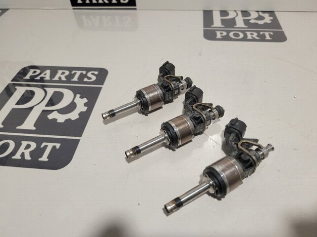 Форсунка вприску палива 166006RC1A NISSAN