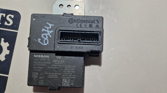 Антена KESSY 285E16RR1E NISSAN