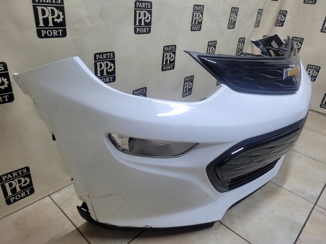 Бампер на авто 42518918 GM