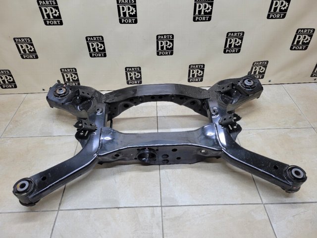 Балка задньої підвіски поперечна 554006RA1A NISSAN