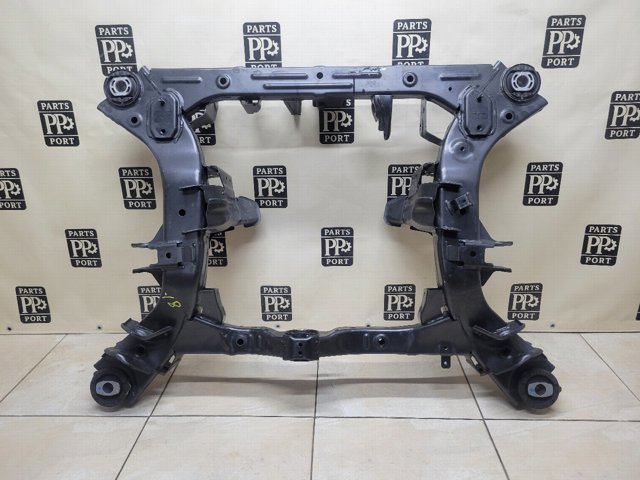 Балка задньої підвіски поперечна 55405GI300 HYUNDAI