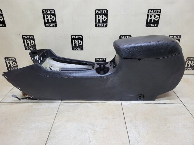 Центральна консоль торпеди 5SF14DX9AC CHRYSLER