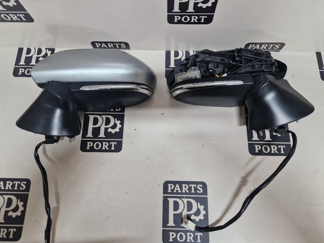 Праве бокове дзеркало 8791006810 TOYOTA