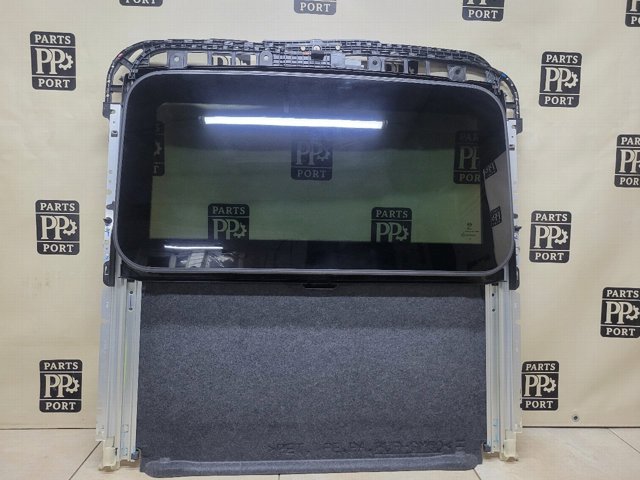 Скло даху BDTT69810 MAZDA