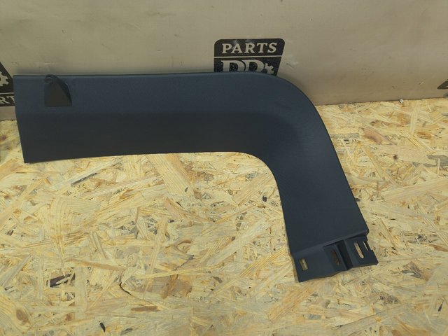 Пластик п'ятих дверей LJ8Z5842410AB FORD