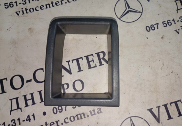Облицювання щитка приладів "торпедо" 6396890739 MERCEDES