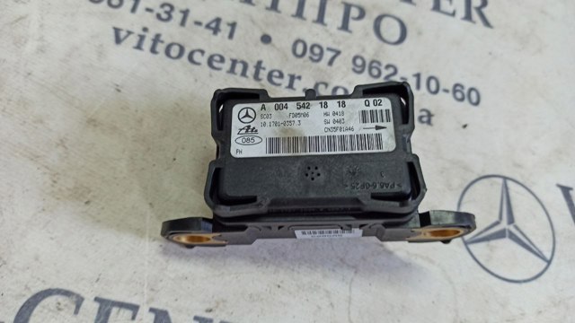 Датчик поперечного прискорення (ESP) A0045421818 MERCEDES