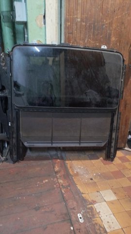 Скло люка даху A1637801021 MERCEDES