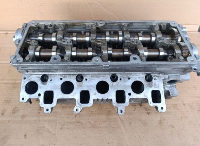 Головка блока циліндрів (ГБЦ) 03L103351B VAG