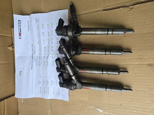 Форсунки електромагнітні 0445110118 BOSCH