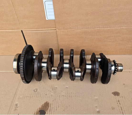 Колінчастий вал Volkswagen Passat B5