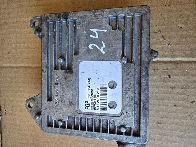 Мізки двигуна 55354744 OPEL