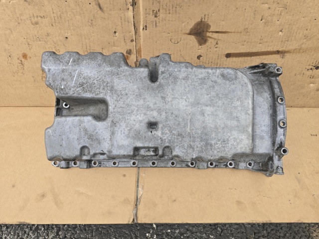 Піддон масляний картера двигуна 8631507 VOLVO