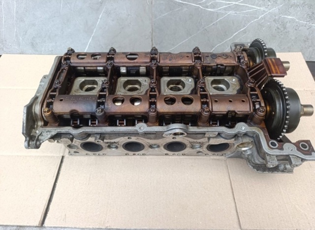 Головка двигуна R2710161201 MERCEDES