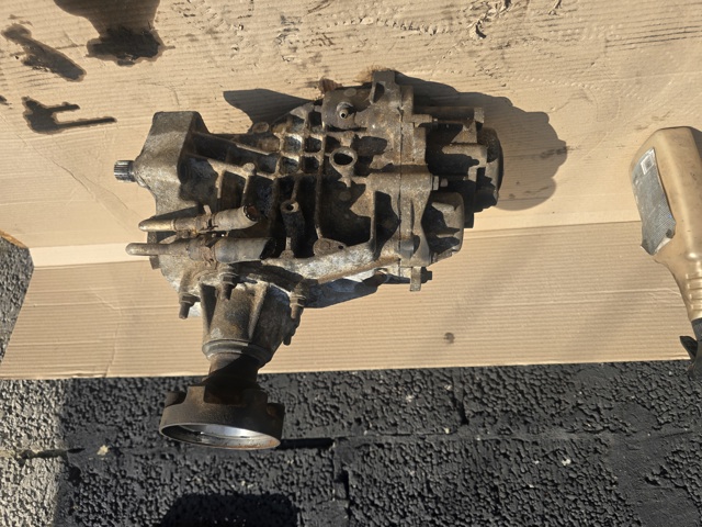 Коробка роздавальна в зборі TAG000230 LAND ROVER