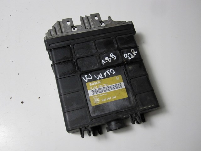 Комп'ютерний контролер volkswagen vento 1.8 1992 код: 5976 1H0907311