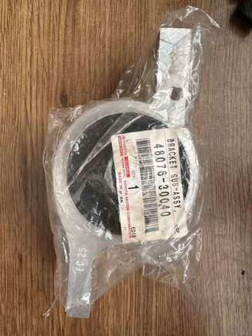 Сайлентблок переднього важеля 4807630040 TOYOTA