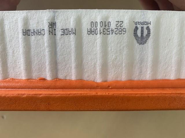 Повітряний фільтр двигуна 68245310AA CHRYSLER