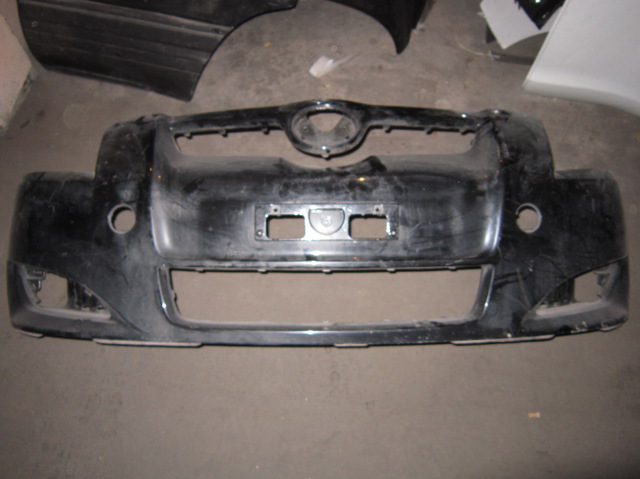 Буфер (бампер) передній 5211912939 TOYOTA
