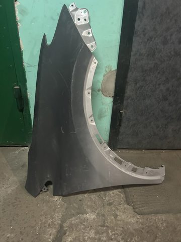 Переднє праве крило 538010R070 TOYOTA