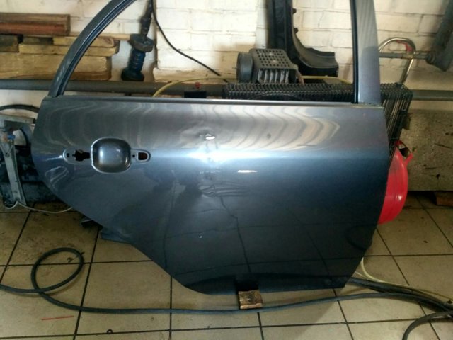 Двері пасажирські задні праві 6700312A20 TOYOTA