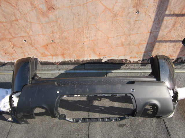Кожух бампера заднього LR045257 LAND ROVER